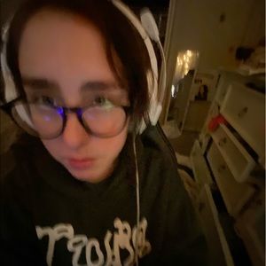 Meet your Posher, Squire